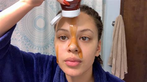 Can I rub honey on my face everyday?